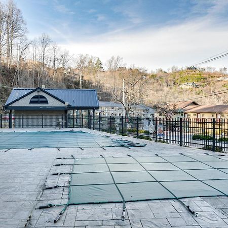 Downtown Gatlinburg Condo With Community Pool! Ngoại thất bức ảnh