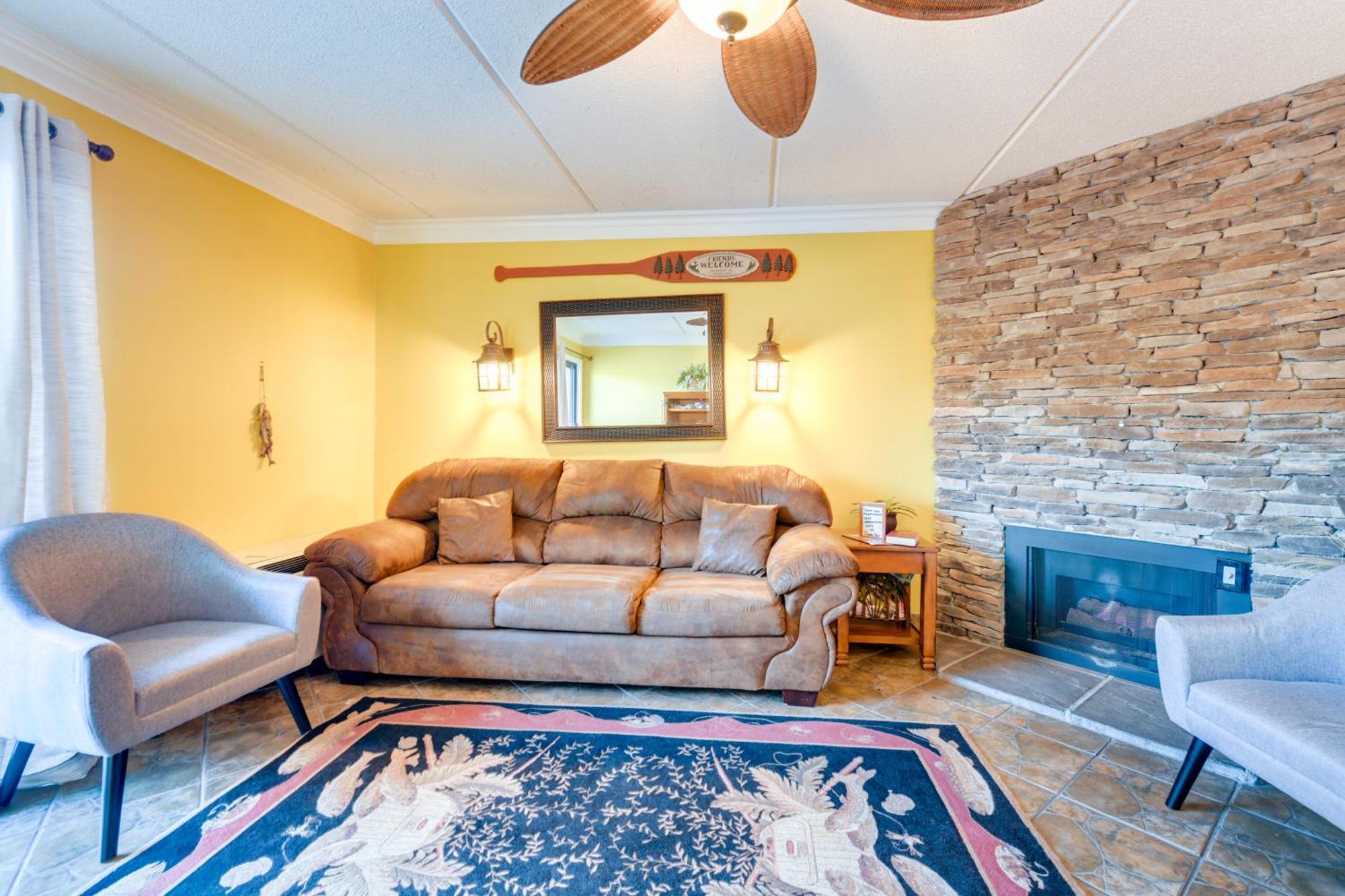 Downtown Gatlinburg Condo With Community Pool! Ngoại thất bức ảnh